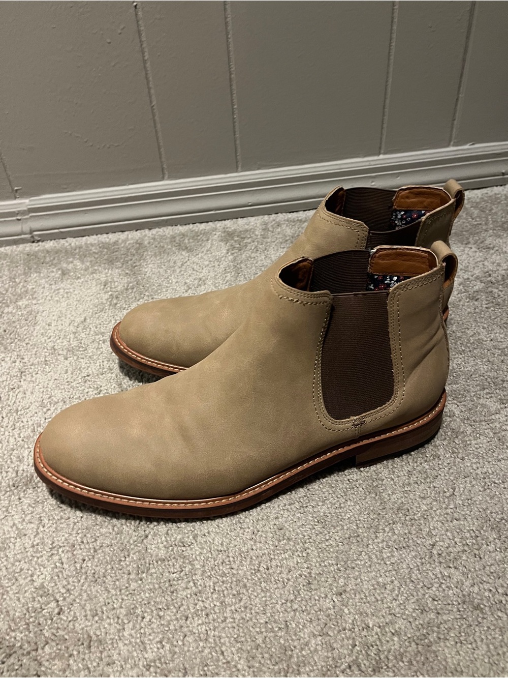 Steve Madden Men’s Chukka Boots in Tan